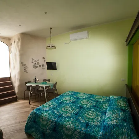 Balcone Sulla Couette-café 4*