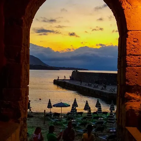 Balcone Sulla Couette-café Cefalù